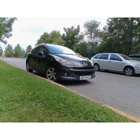 Peugeot 207 (2009) 1.4 MT